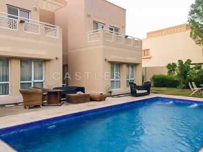 Villa For Rent in Meadows, United Arab Emirates