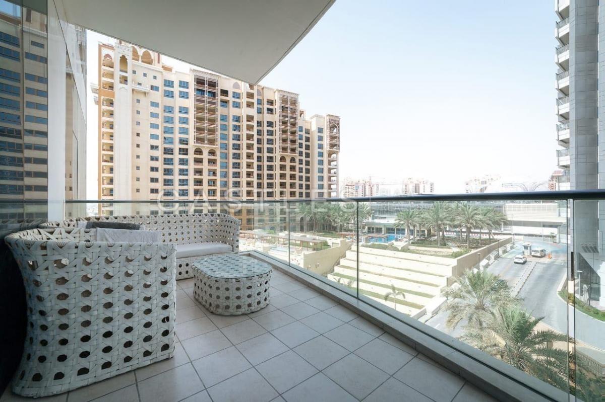 Picture of Apartment For Sale in The Palm Jumeirah, Dubai, United Arab Emirates