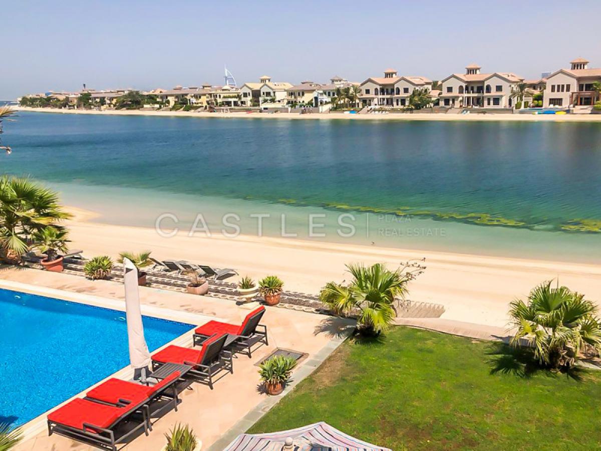 Picture of Villa For Sale in The Palm Jumeirah, Dubai, United Arab Emirates