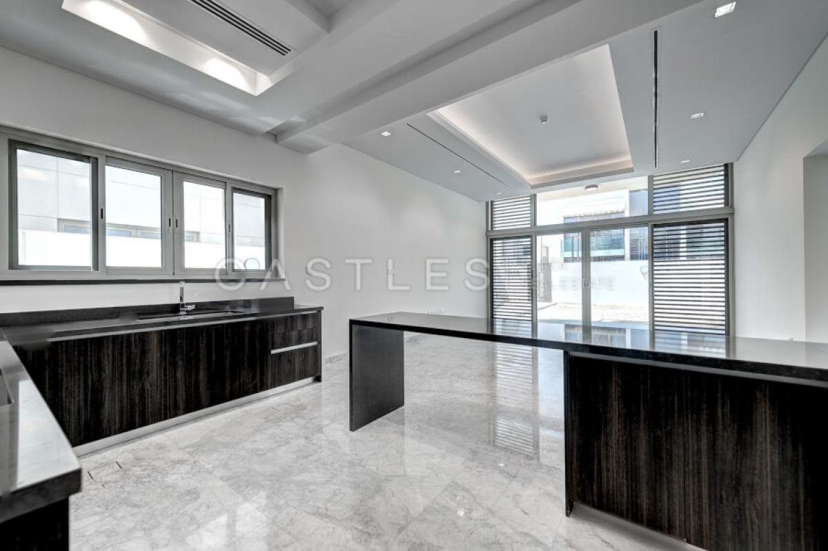 Picture of Villa For Sale in Mohammed Bin Rashid City (Mbr), Dubai, United Arab Emirates