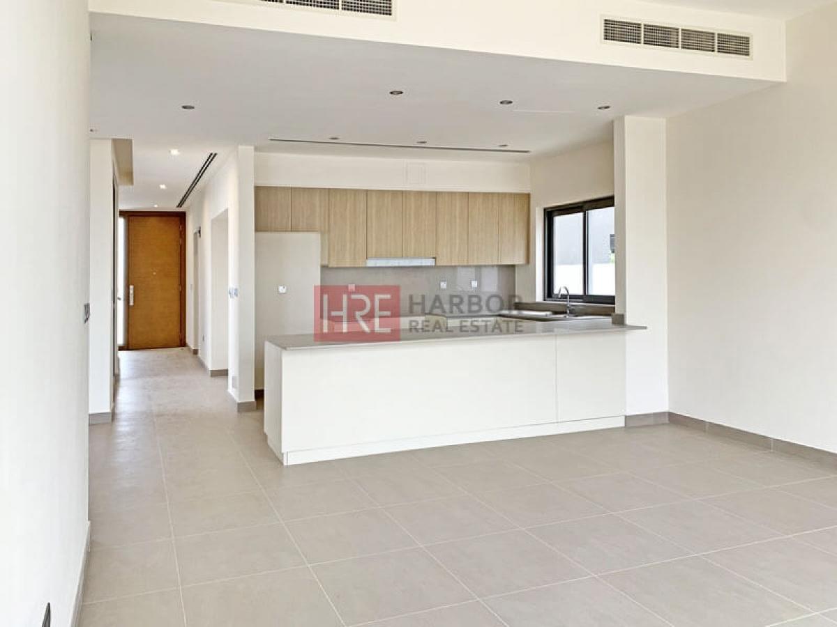 Picture of Villa For Sale in Dubai Hills Estate, Dubai, United Arab Emirates
