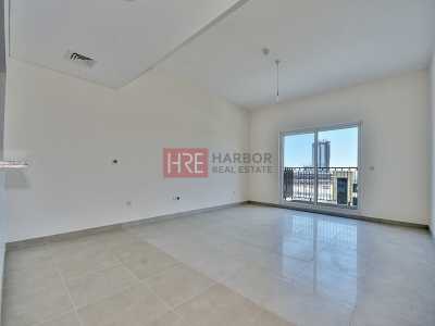 Apartment For Rent in Motor City, United Arab Emirates