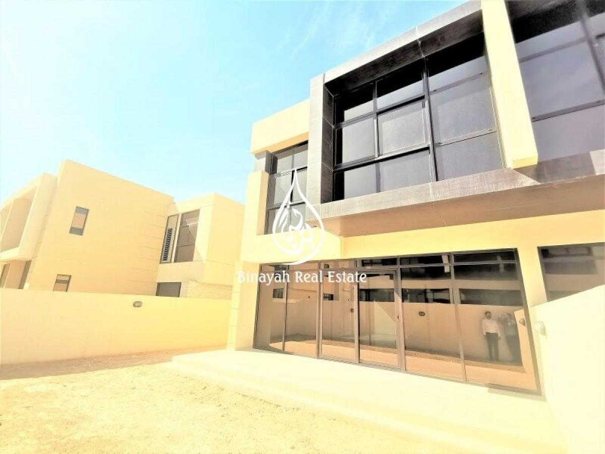 Picture of Villa For Sale in Damac Hills (Akoya By Damac), Dubai, United Arab Emirates