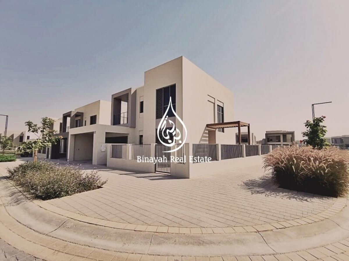 Picture of Villa For Sale in Dubai Hills Estate, Dubai, United Arab Emirates
