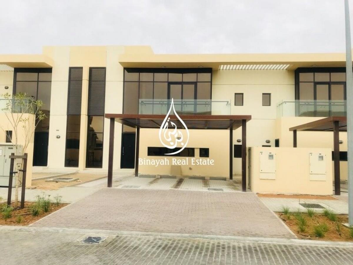 Picture of Villa For Rent in Damac Hills (Akoya By Damac), Dubai, United Arab Emirates