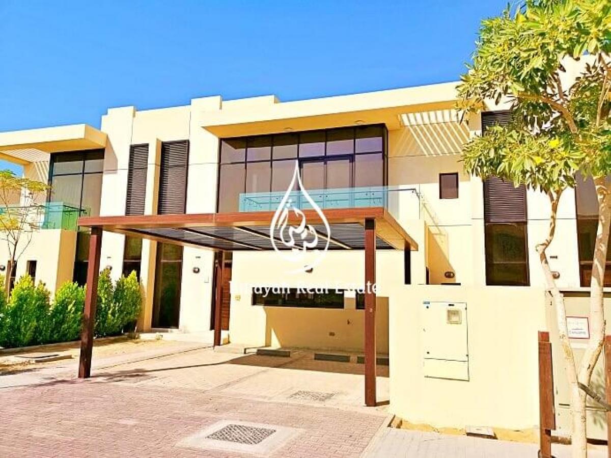 Picture of Home For Sale in Damac Hills (Akoya By Damac), Dubai, United Arab Emirates