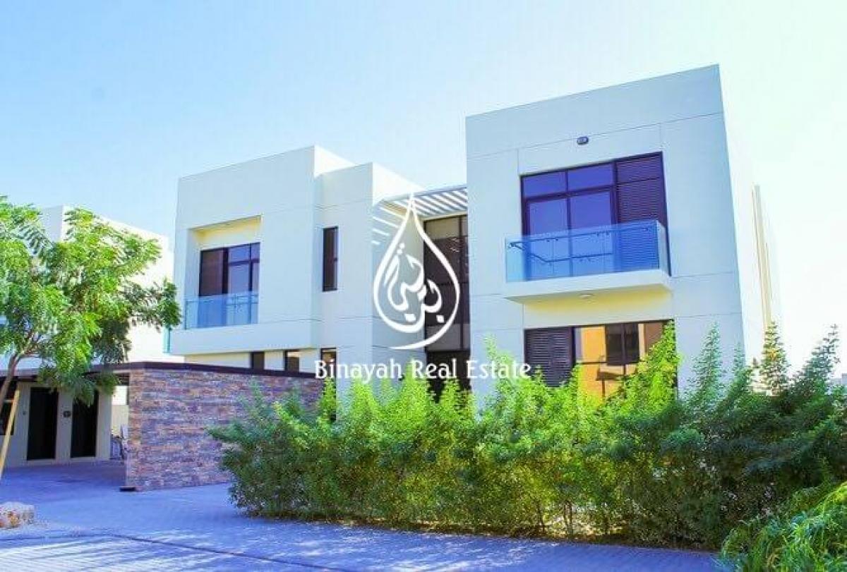 Picture of Villa For Sale in Damac Hills (Akoya By Damac), Dubai, United Arab Emirates
