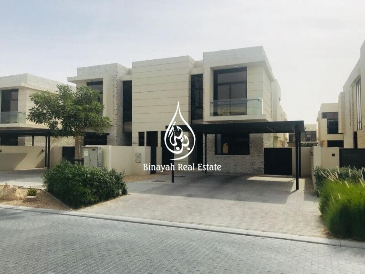 Picture of Villa For Sale in Damac Hills (Akoya By Damac), Dubai, United Arab Emirates