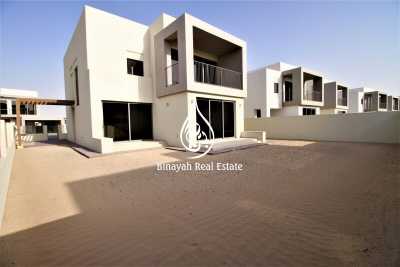 Villa For Sale in Dubai Hills Estate, United Arab Emirates