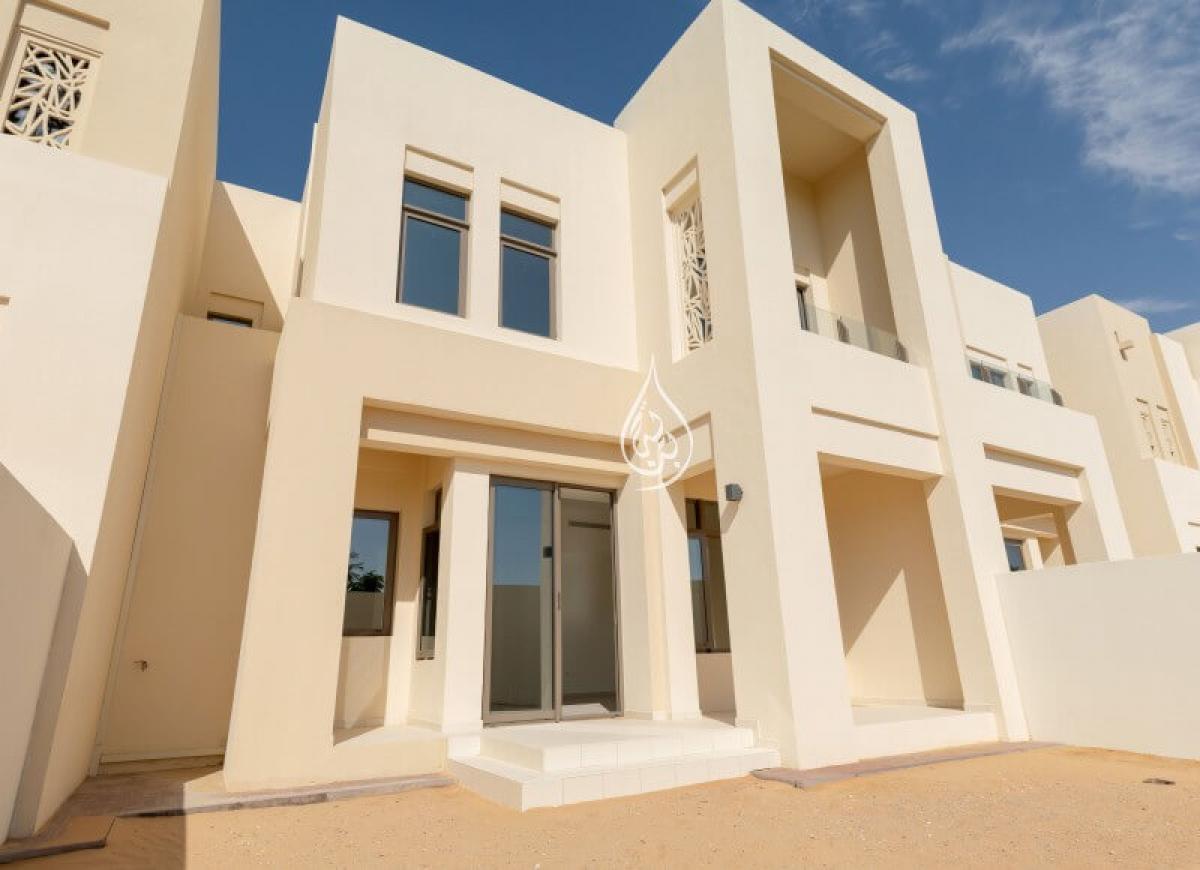 Picture of Home For Sale in Mira Oasis, Dubai, United Arab Emirates
