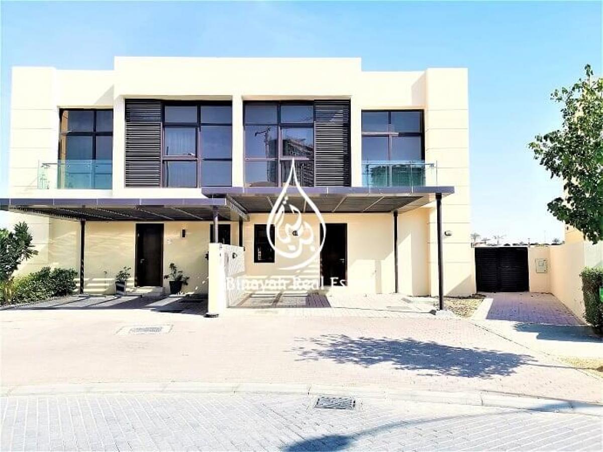 Picture of Villa For Sale in Damac Hills (Akoya By Damac), Dubai, United Arab Emirates