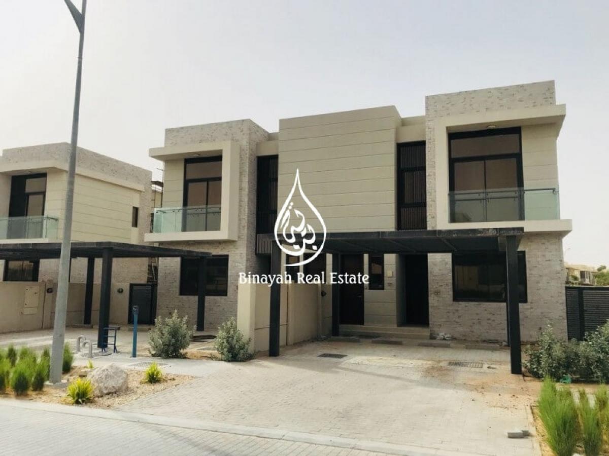 Picture of Villa For Sale in Damac Hills (Akoya By Damac), Dubai, United Arab Emirates