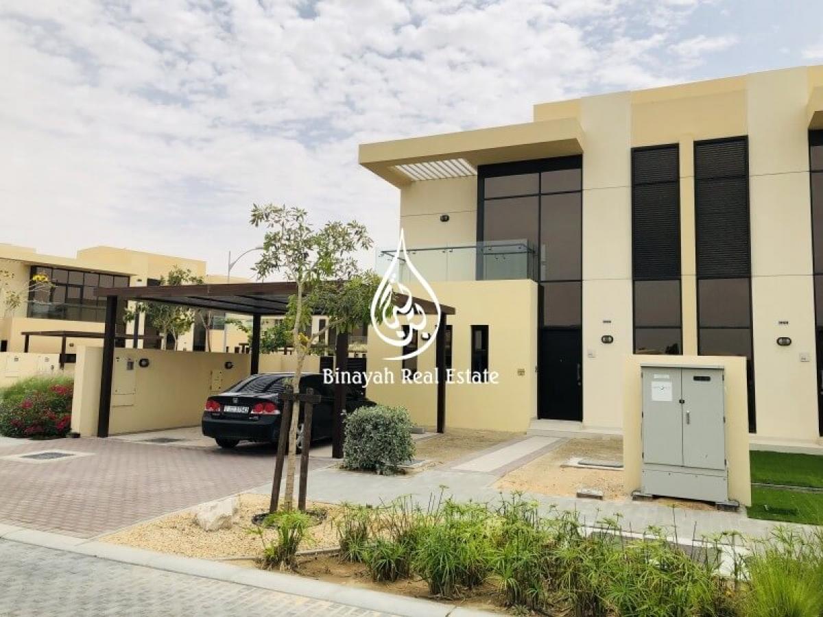 Picture of Villa For Rent in Damac Hills (Akoya By Damac), Dubai, United Arab Emirates