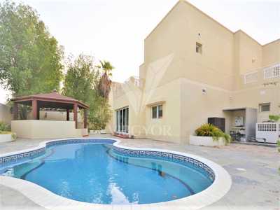 Villa For Sale in Meadows, United Arab Emirates