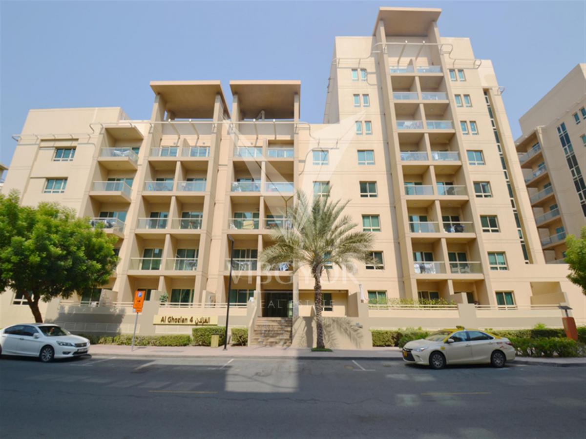 Picture of Apartment For Sale in Greens, Dubai, United Arab Emirates