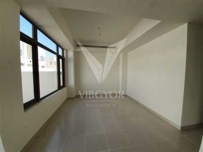 Home For Rent in Reem, United Arab Emirates