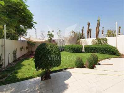 Villa For Rent in Jumeirah Park, United Arab Emirates