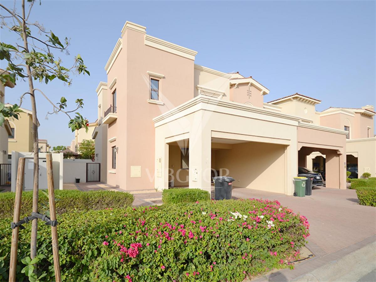 Picture of Villa For Sale in Reem, Dubai, United Arab Emirates