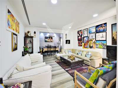 Villa For Sale in Meadows, United Arab Emirates