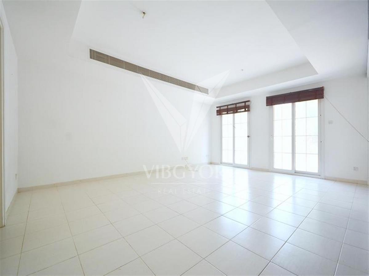 Picture of Villa For Sale in The Springs, Dubai, United Arab Emirates