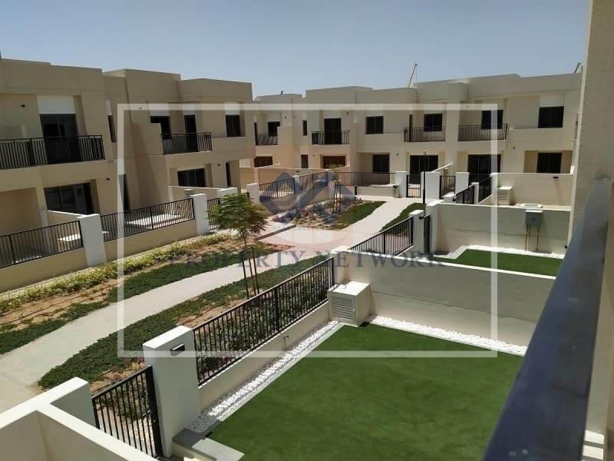 Picture of Home For Sale in Town Square, Dubai, United Arab Emirates