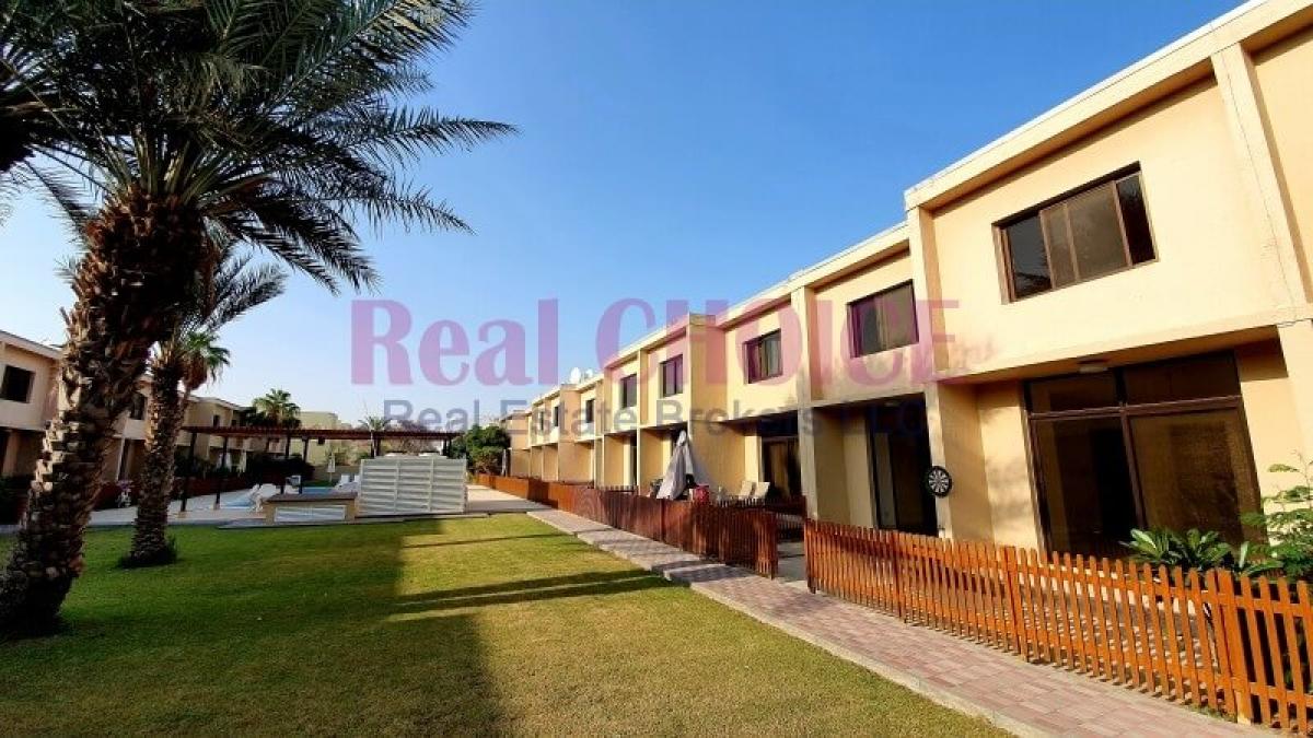 Picture of Villa For Rent in Umm Suqeim, Dubai, United Arab Emirates