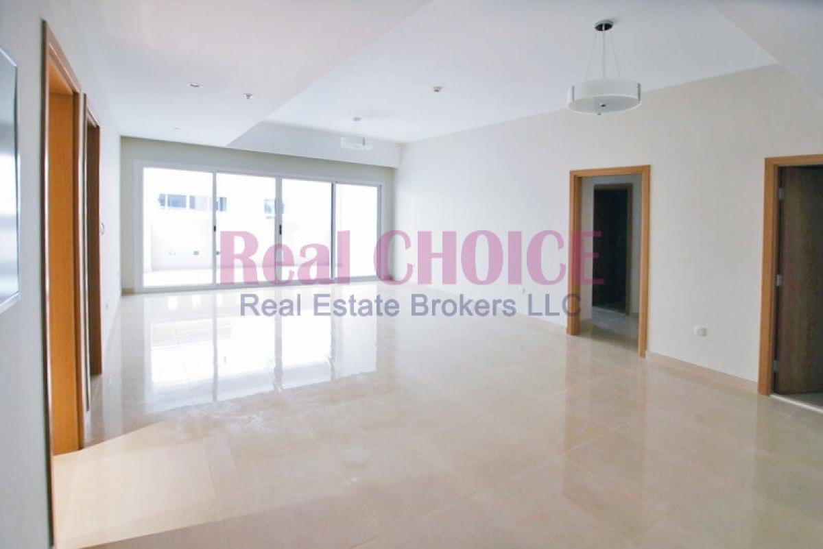 Picture of Apartment For Sale in Dubai Investment Park (Dip), Dubai, United Arab Emirates