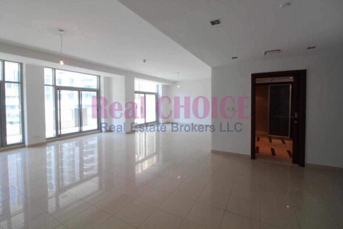 Picture of Villa For Sale in Dubai Marina, Dubai, United Arab Emirates