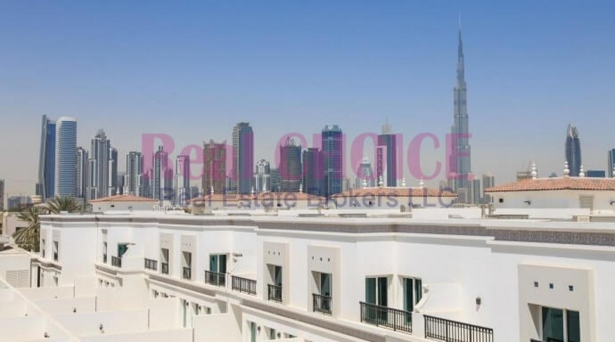 Picture of Villa For Rent in Jumeirah, Dubai, United Arab Emirates