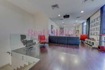 Apartment For Sale in