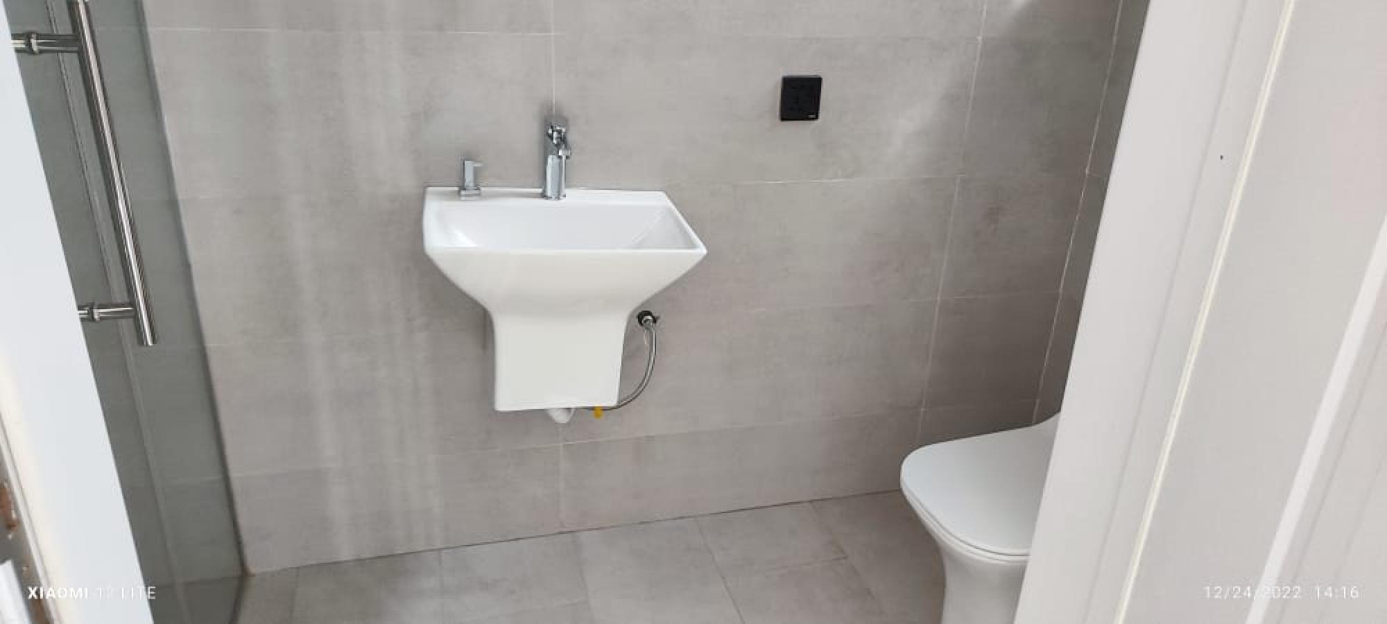 Picture of Home For Sale in Accra, Greater Accra, Ghana