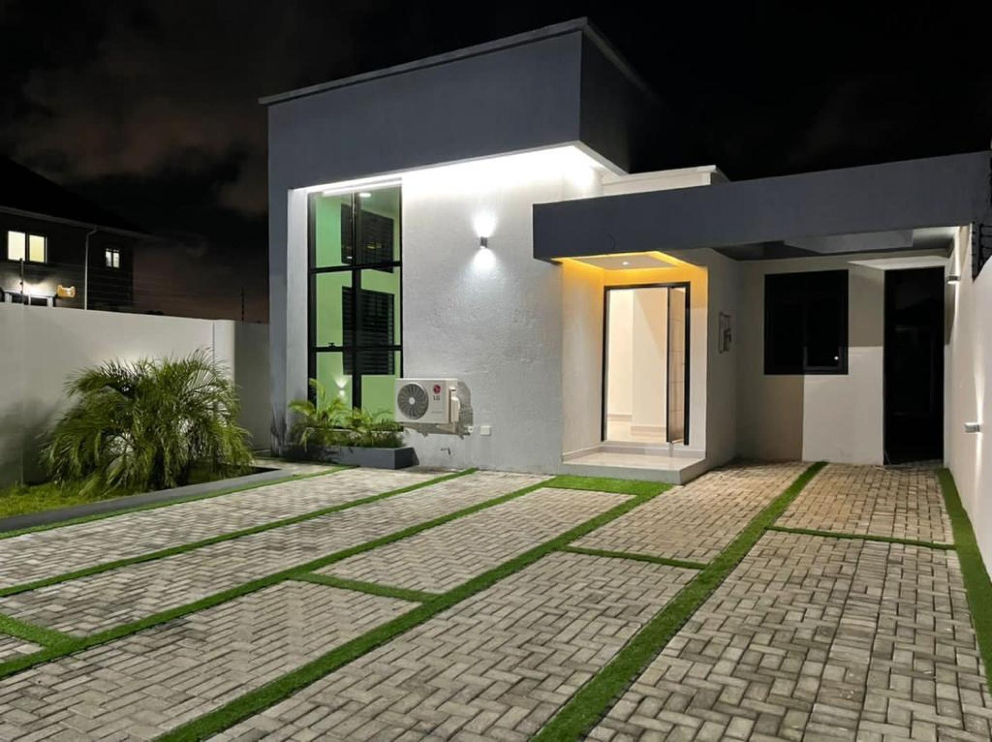 Picture of Multi-Family Home For Sale in Accra, Greater Accra, Ghana