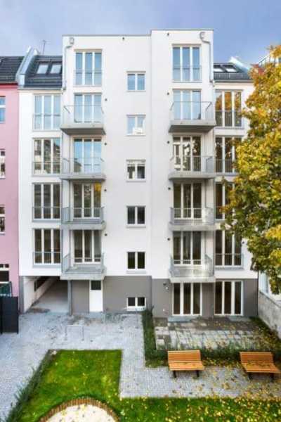 Apartment For Sale in Lichtenberg, Germany