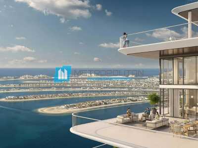 Apartment For Sale in Emaar Beachfront, United Arab Emirates