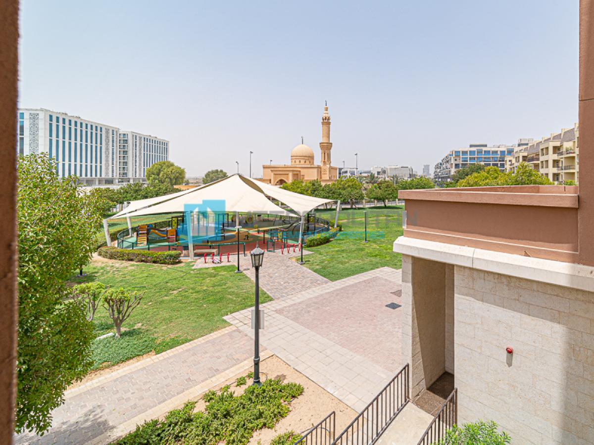 Picture of Apartment For Sale in Motor City, Dubai, United Arab Emirates