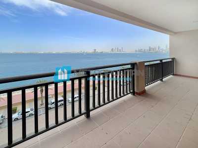 Apartment For Sale in Palm Jumeirah, United Arab Emirates
