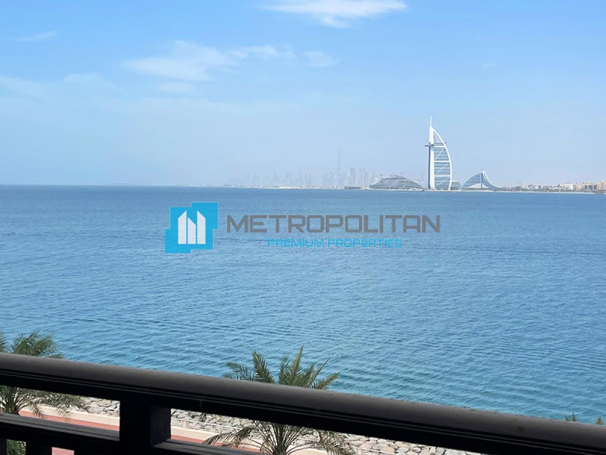 Picture of Apartment For Sale in Palm Jumeirah, Dubai, United Arab Emirates