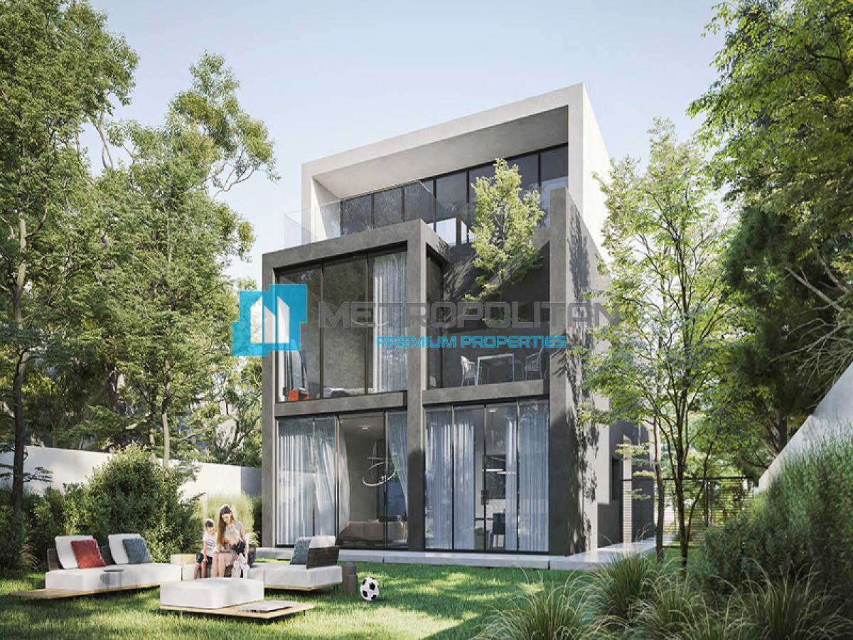 Picture of Home For Sale in Jumeirah Golf Estates, Dubai, United Arab Emirates