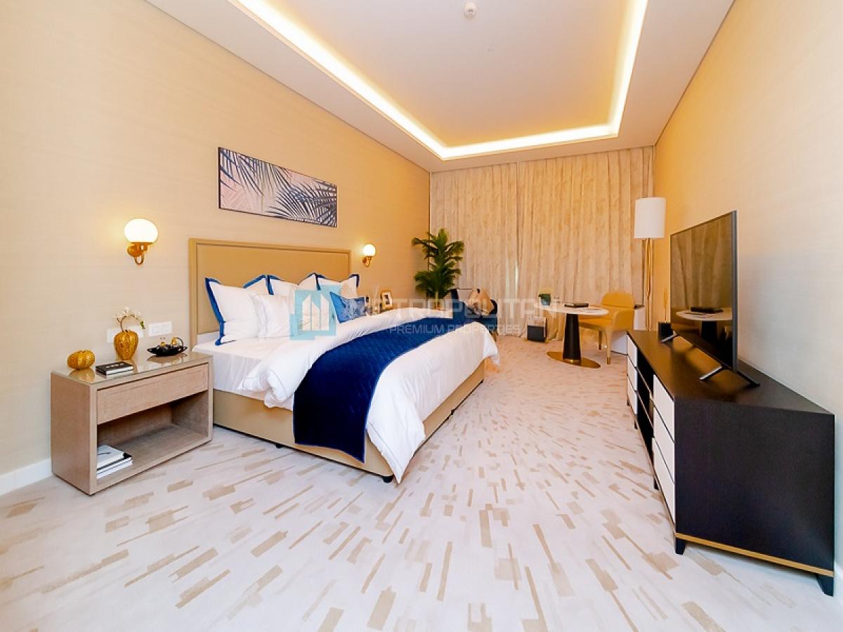 Picture of Apartment For Sale in Palm Jumeirah, Dubai, United Arab Emirates
