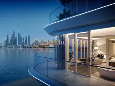 Apartment For Sale in Palm Jumeirah, United Arab Emirates