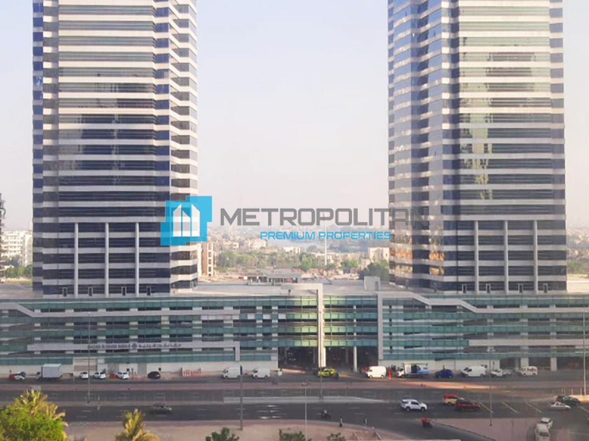 Picture of Office For Sale in Jumeirah Lake Towers, Dubai, United Arab Emirates