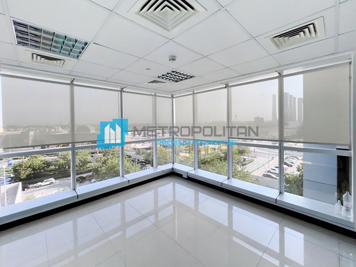 Picture of Office For Sale in Jumeirah Lake Towers, Dubai, United Arab Emirates