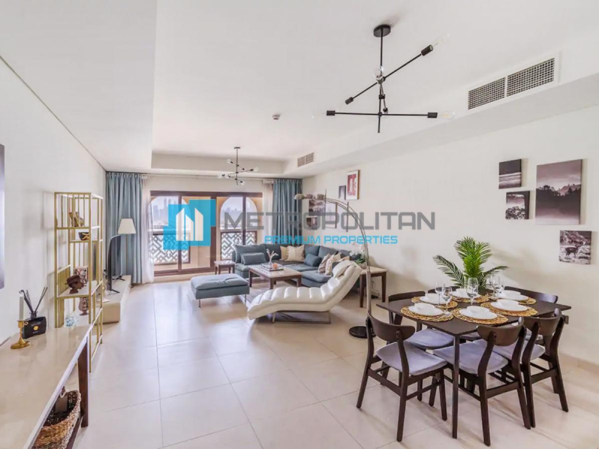 Picture of Apartment For Sale in Palm Jumeirah, Dubai, United Arab Emirates