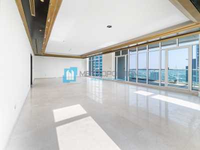 Apartment For Sale in Jumeirah Lake Towers, United Arab Emirates