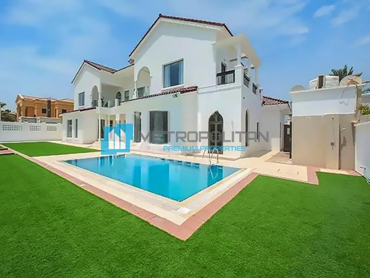Picture of Villa For Sale in Palm Jumeirah, Dubai, United Arab Emirates