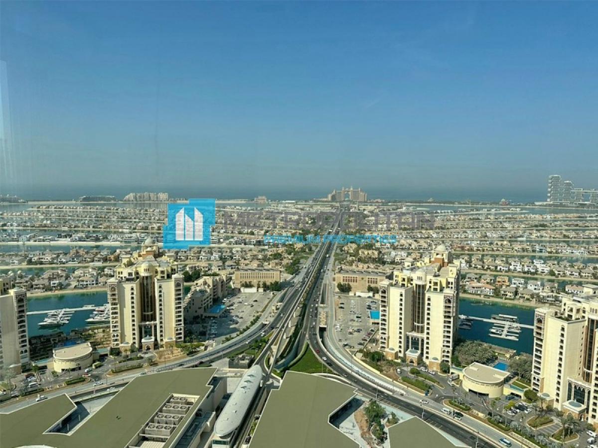 Picture of Apartment For Sale in Palm Jumeirah, Dubai, United Arab Emirates