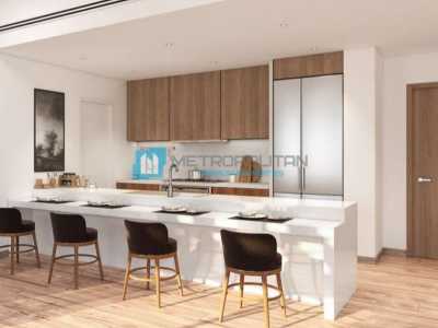 Apartment For Sale in Jumeirah, United Arab Emirates