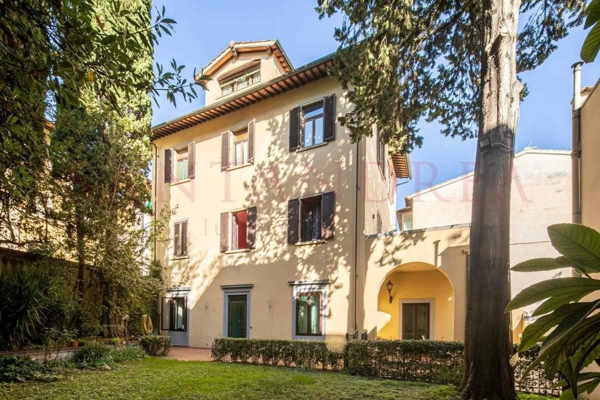 Picture of Apartment For Sale in Firenze, Tuscany, Italy
