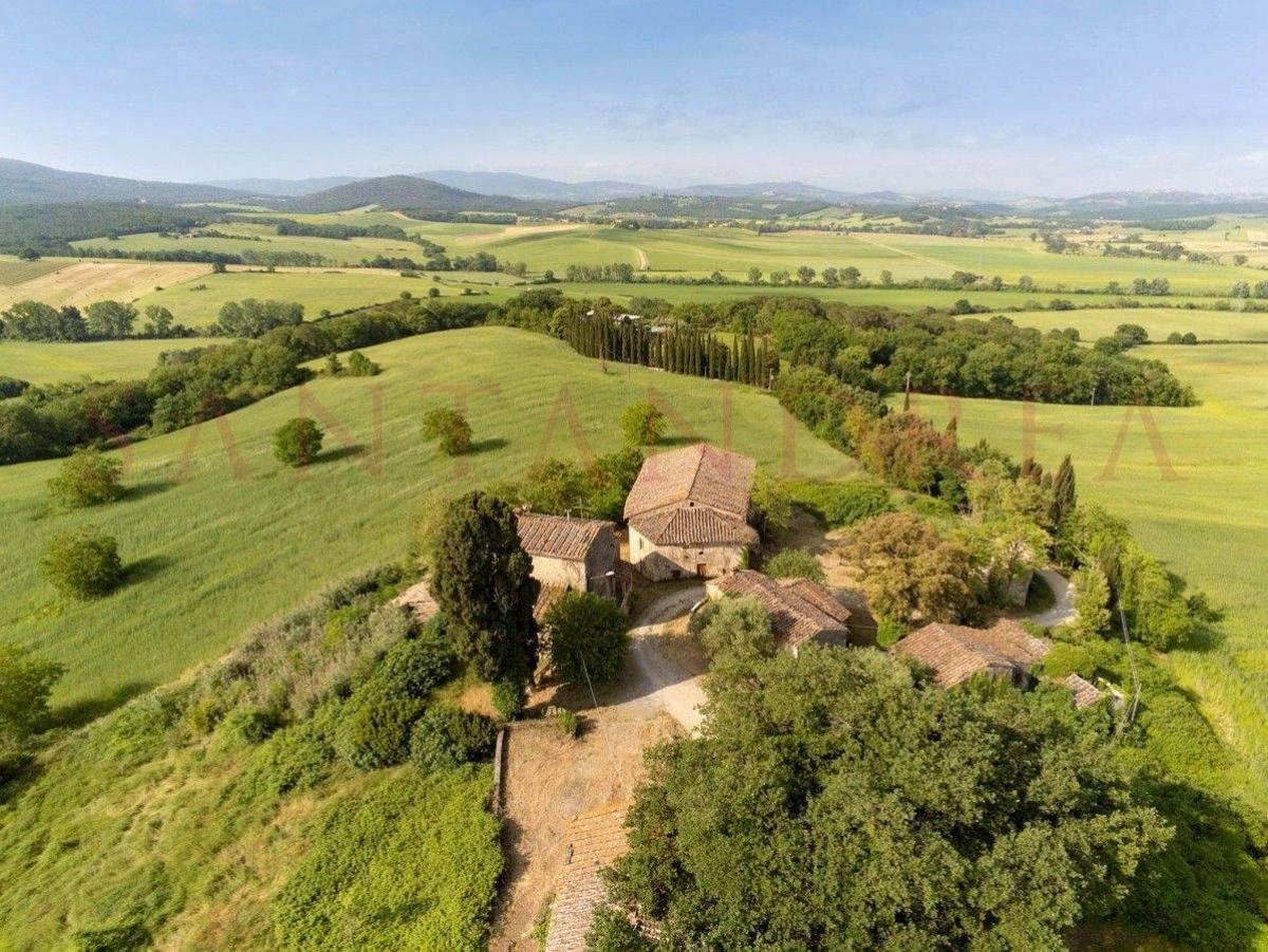Picture of Home For Sale in Casole D'Elsa, Tuscany, Italy