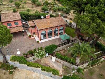 Villa For Sale in Campo Nell'Elba, Italy
